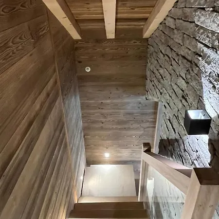 Neuf Du Pape Chalet